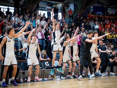 Baskets Bonn/Köln RAG holen JBBL-Titel